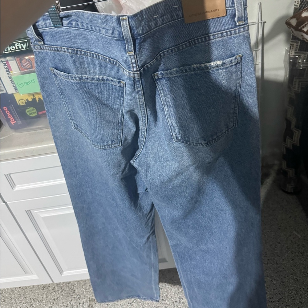 Blue Jeans - Picture 2 of 4